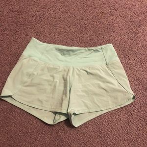 Lululemon Speed up shorts size 4 in 2.5 inch teal